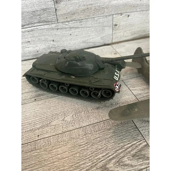 Lot Of Vintage VTG Military Toys Lot of 3 - Picture 6 of 10